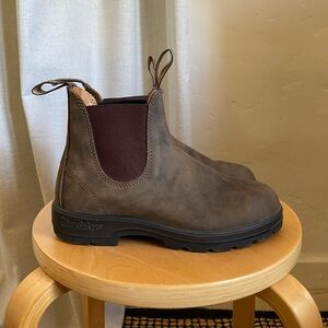 Blundstone Classic Leather Chelsea Boots